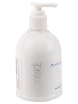ST. D'VENC&Eacute; Body Moisturiser for All Skin Types enriched with Aloe Vera &amp; Vitamin E - London (U.K) (300 ml)